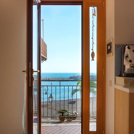 Casa Vacanze "Il Baffo E Il Mare" سيتارا المظهر الخارجي الصورة